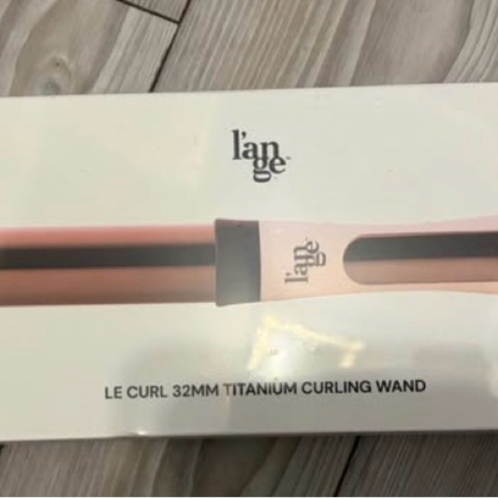Lange Le Curl 32 MM Titanium Curling Wand in Rose Gold